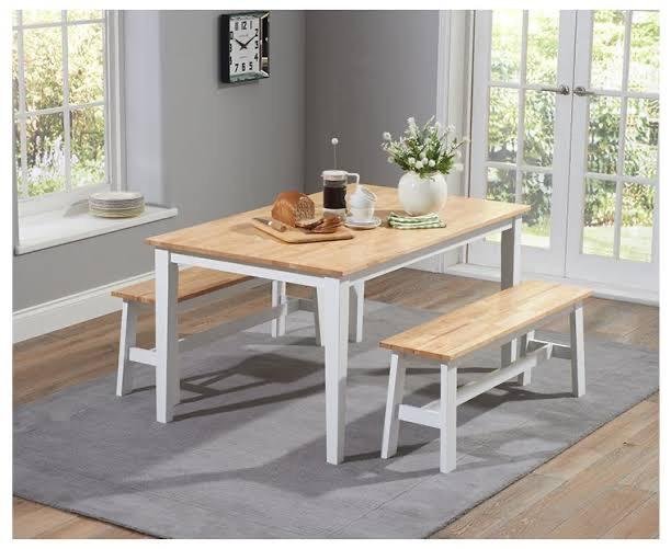 Dining table M02339