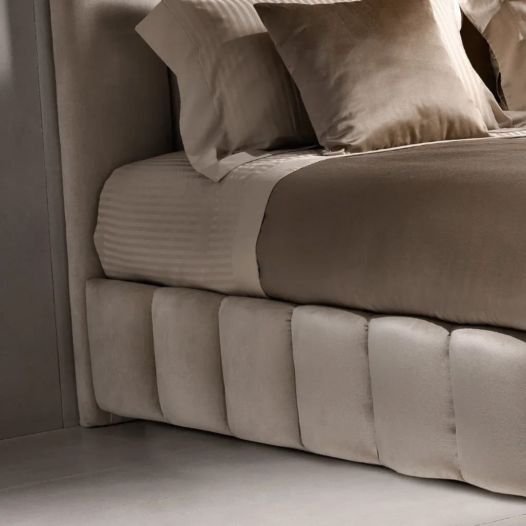 Modern Bed for Master Room M0459 - Image 2