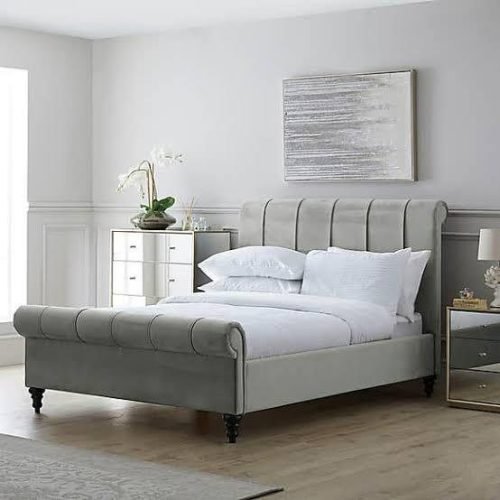 Modern Bed M02283
