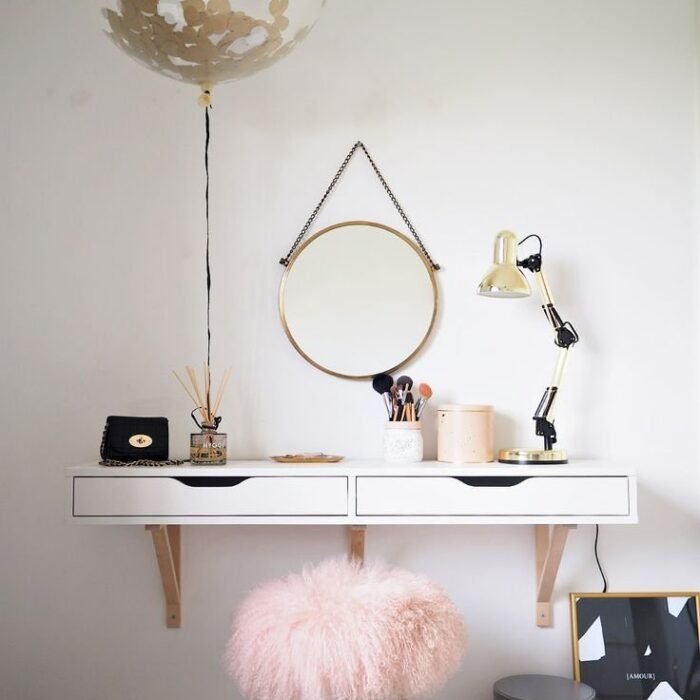 Bedroom&Makeup Vanity-White M0670