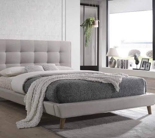 Modern Bed M02276