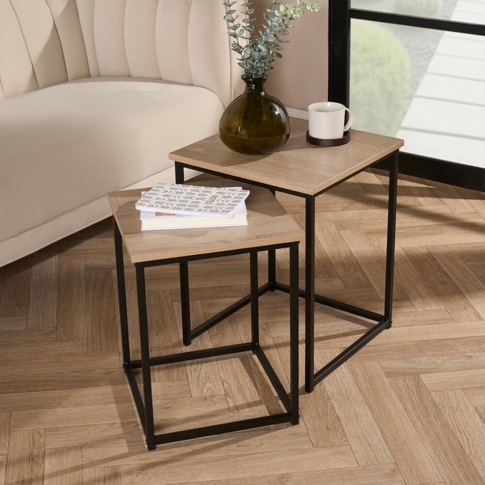 Set of 2 Side Tables with Wooden Top and Metal Frame D0015