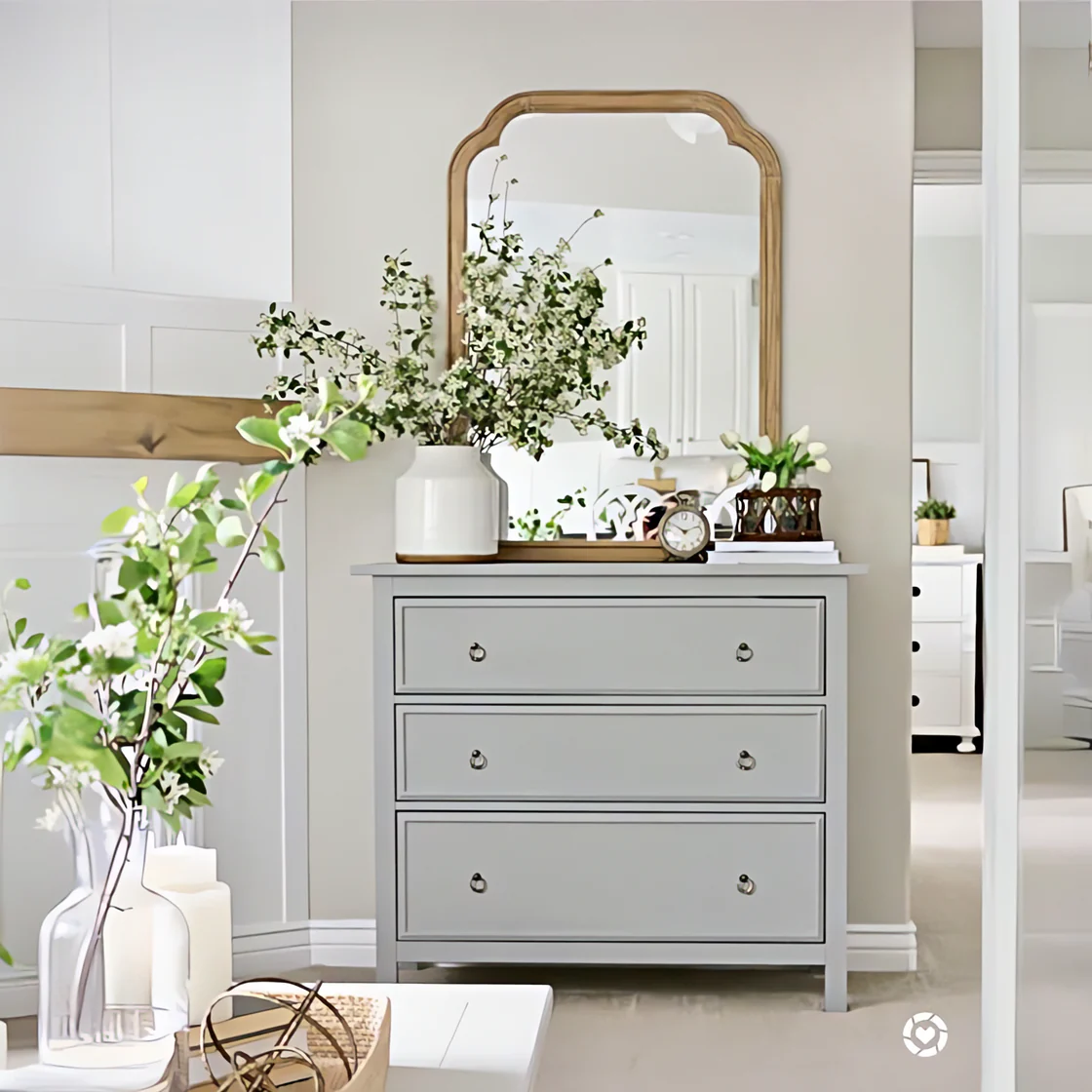 Modern Storage unit MG252