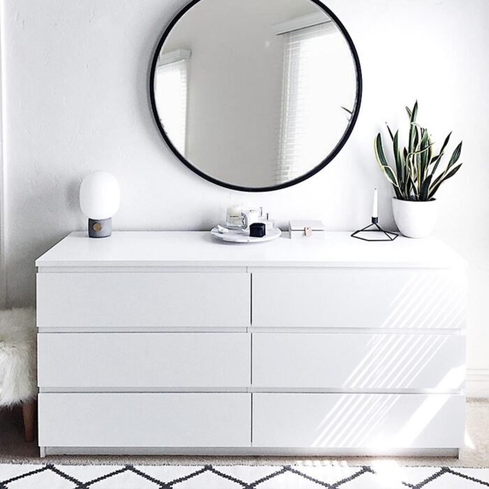 Modern Unit Drawers M02066