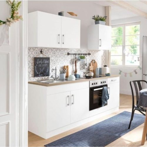 Modern Kitchen M02180