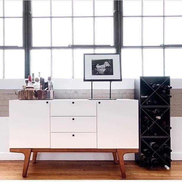 Modern Buffet  M02347