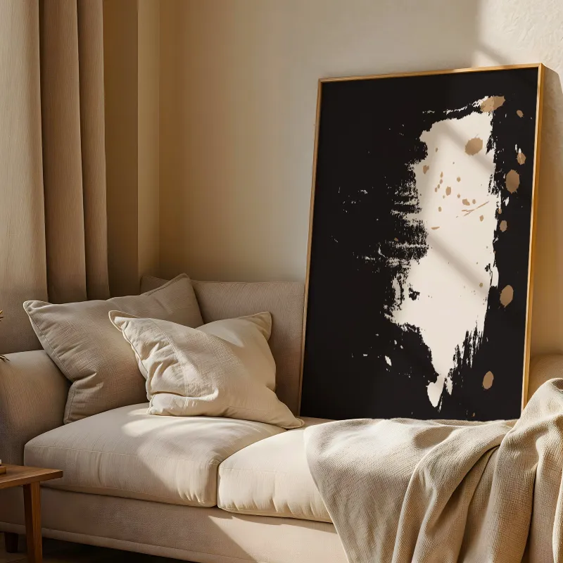 Eclipse Contrast – Abstract Noir